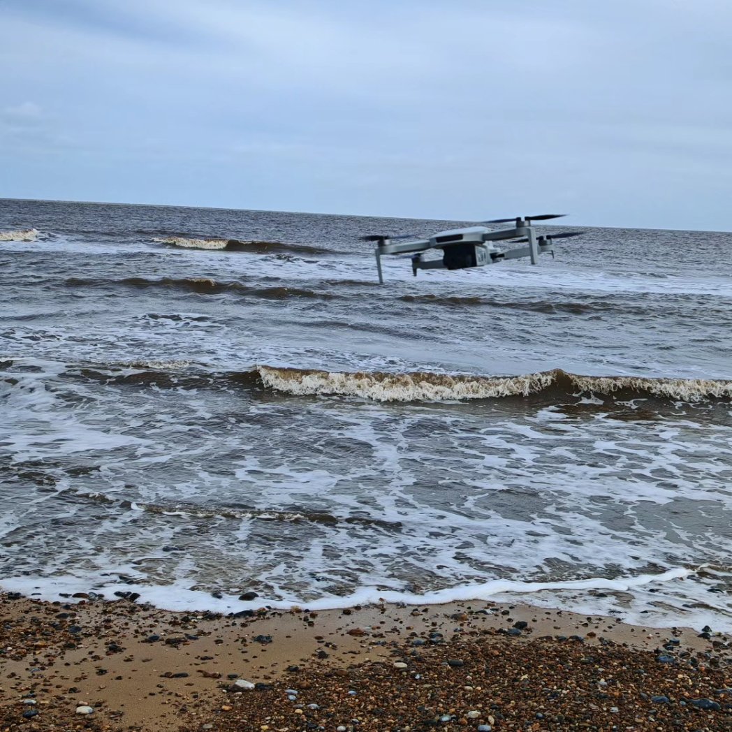 stevievlogs's tweet image. Little holiday to California. But not the California you all know. California Del Great Yarmouth 😂. Still California though #potensicatom #potensic #beachvibes #beachlife #beach #beachday youtu.be/2Bt0IWWMLGY