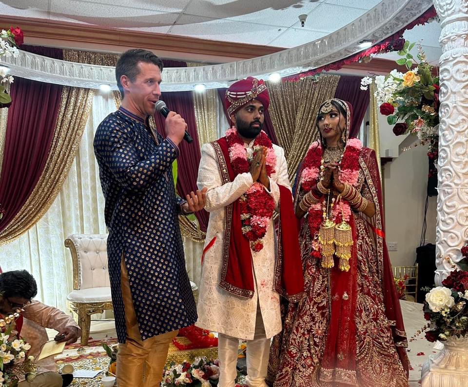 MarriedByAJ's tweet photo. It’s always an honor to be trusted with the joyful duty of writing and officiating a wedding ceremony, but this past weekend was particularly thrilling as it was my first time as the officiant at an Indian wedding and it was every bit as magnificent as I thought it would be!

1/ https://t.co/xk3bEhAThD