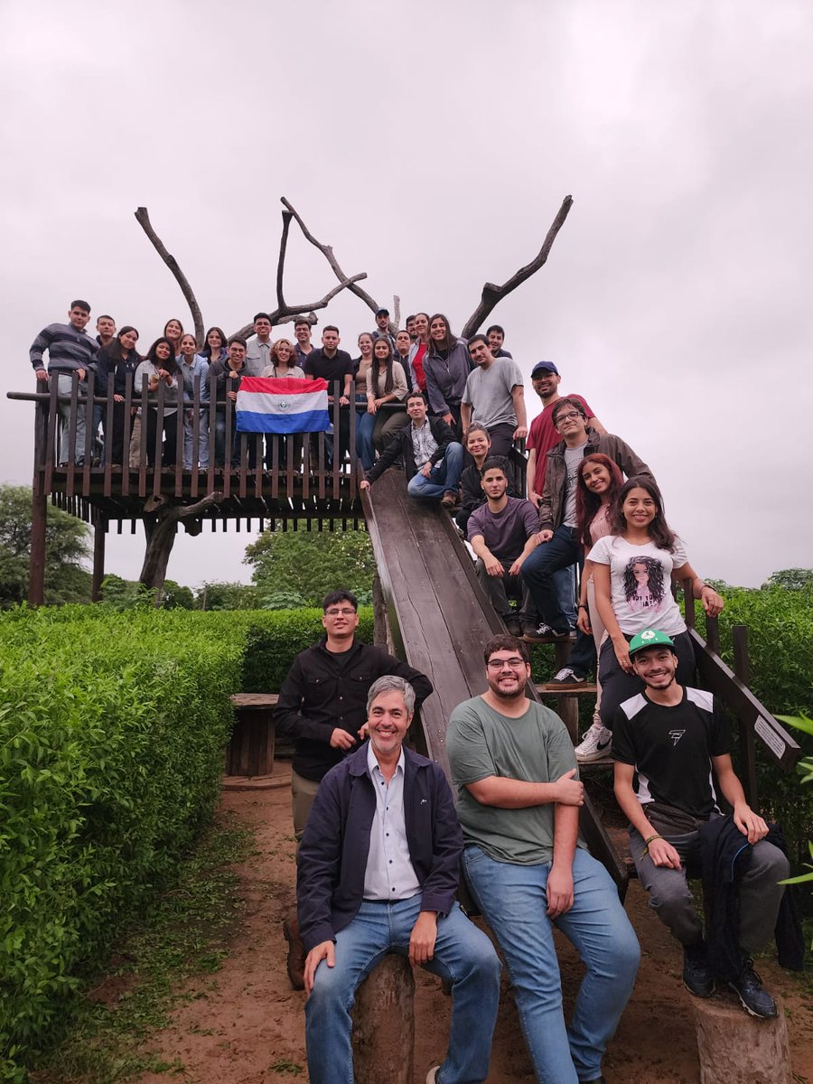 IngenieriaUNA's tweet photo. Estudiantes de la carrera de #IngenieríaIndustrial de la FIUNA realizaron visitas técnicas a instalaciones de fábrica de lácteos, agroindustria y frigorífico del Chaco Paraguayo. 
Leer más: https://t.co/C5alvwMYxn 🔗#estudiantesfiuna #visitatecnica https://t.co/TsBElGDJpY