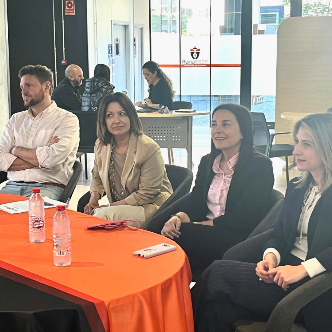 CFI Reina Isabel tweet media