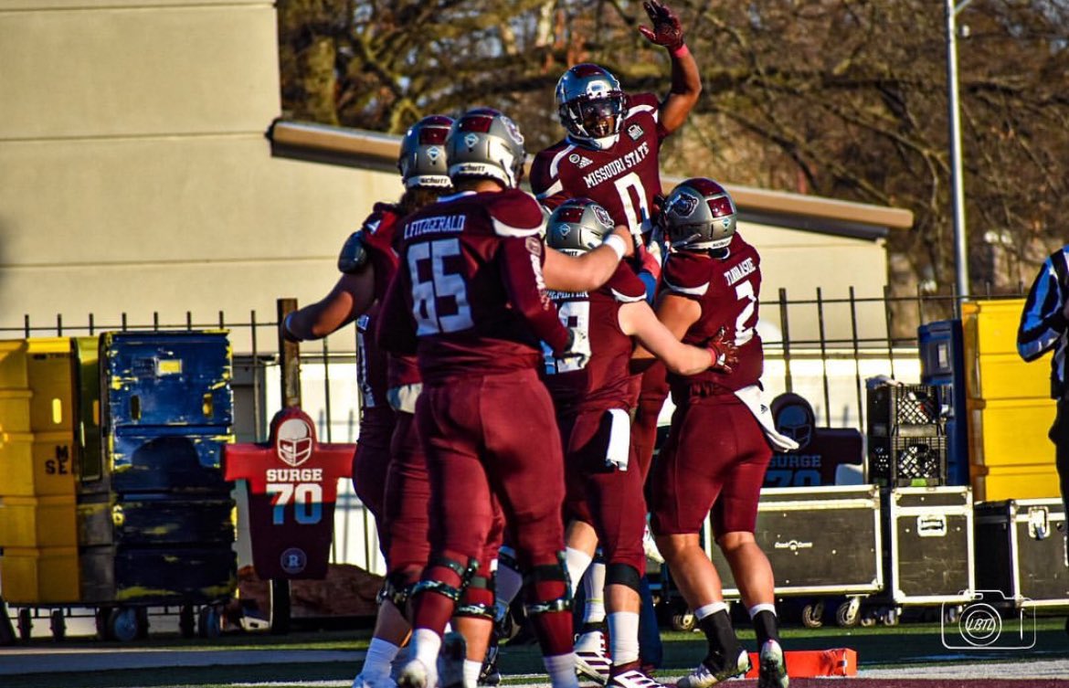 After a great conversation with @Coach_Halpin I am blessed to receive my first Division 1 offer from Missouri State #agtg @MICDSfootball @BouchardFred @nmenneke77 @coachgoldberg1 @JPRockMO