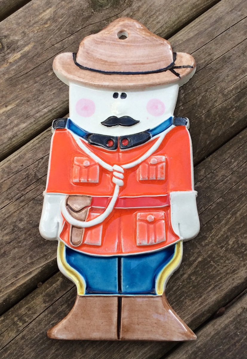 GothicGlass's tweet image. CA$45.00
Vintage #Kitchentile #Trivets #RCMP #RoyalCanadianMountedPolice #spoonrest #redserge #policeuniform #Policeofficer #Mountie 
VintageVigo #etsy #etsycanada #etsyseller #etsyvintage #vintagedecor #movieprops #housestaging 
etsy.com/ca/listing/170…