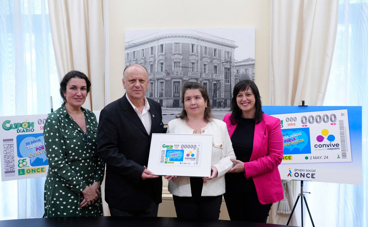 FundacionCepaim's tweet photo. Con la presentación en el Consejo General de la @ONCE_oficial en Madrid damos inicio a un año de celebraciones por el 30º Aniversario de #FundaciónCepaim

🔜¡El 2 de mayo, cinco millones de cupones difundirán nuestro trabajo por la convivencia intercultural! #30yMás https://t.co/yRH7Pq5oPv