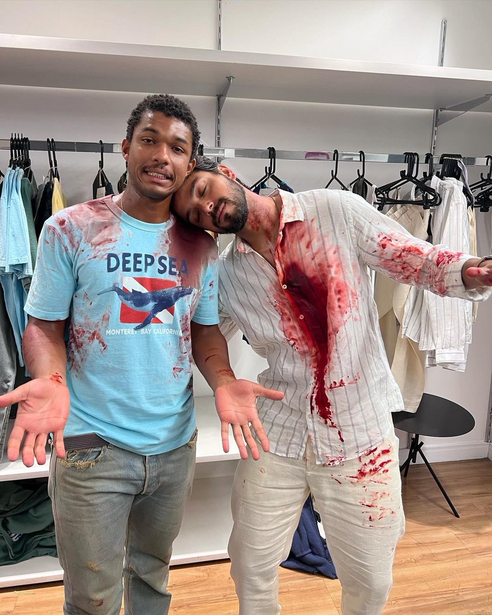 HugoGloss's tweet image. Além de serem elogiados por suas excelentes atuações, ambos também mostraram um pouquinho dos bastidores dessas cenas no Instagram. Quem vai sentir falta de José Venâncio, hein?! (@simasrodrigo / @anjupaiva)