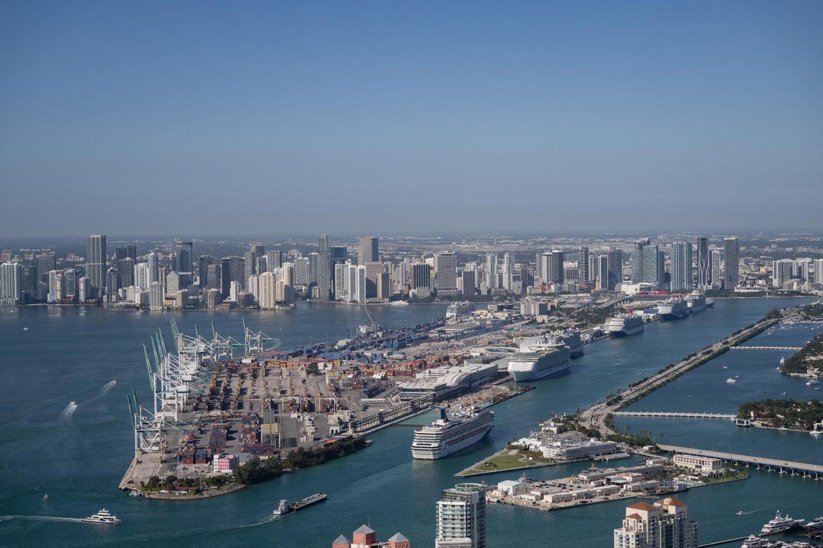 PortMiami's tweet photo. Join our 3rd Public Innovation Challenge with @MiamiDadeCounty, @PortMiami, and
@AAPASeaports to develop public data-driven solutions for enhanced cargo visibility at the
Port. Win $100k in funding to test your product or solution. Apply now: https://t.co/MXA89HmHTk https://t.co/gGI6HAWFe9