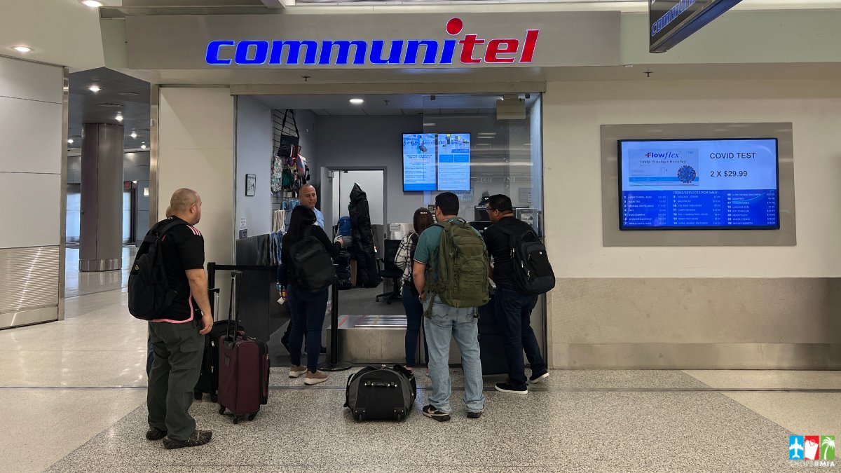 Looking for a hassle-free way to store your luggage while you explore Mami on your layover? Communitel Travel Storage has got you covered – enjoy the Magic City without the burden of heavy bags! 💼 #TravelTip 

📍 @iflymia, Concourse E, Pre-Security