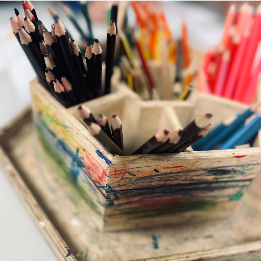 longacreschool's tweet photo. We popped into junior art club today who were going through the different stages of sketching a character β€οΈ
#LongacreSchool #SurreyPrepSchool #PrepSchool #PrePrepSchool #LongacreLife #PrepSchoolLife #prepschoolart #SurreyMums #GuildfordParents #IndependentSchool #PrePrepLife https://t.co/muyh2kvDxV