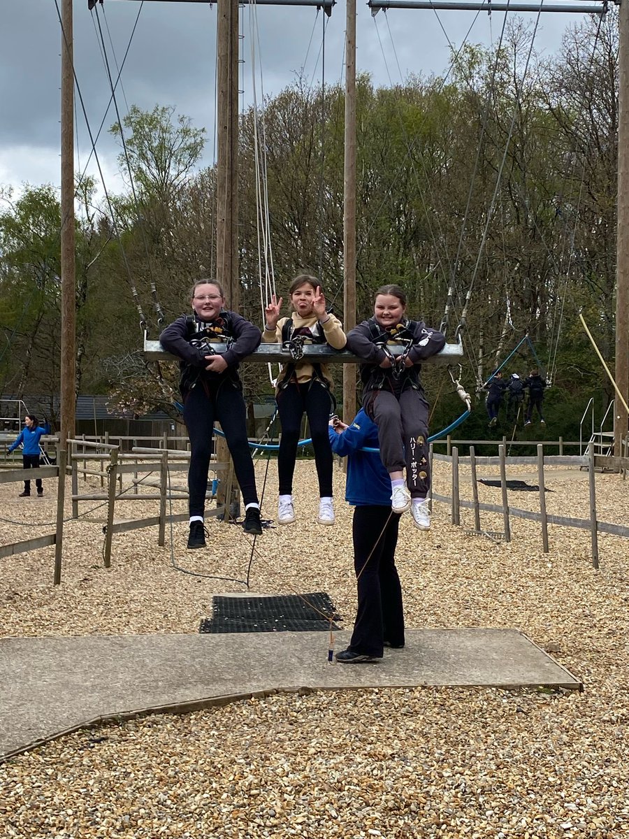 Temple_Sutton's tweet photo. Residential— Year 5 - day 2 - Giant swing - flying like Tarzan ! https://t.co/8h3G9lxXqt