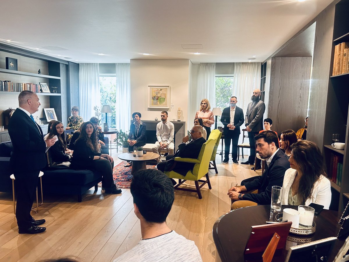 It was our pleasure to welcome our #YEAR3 #UKGRMobilityScheme scholars today at the 🇬🇧 Residence to see them off just before they head to the 🇬🇧 to start their mobilities!   In the next months we will closely follow our scholars’ #education journey in the 🇬🇧. Watch this space!