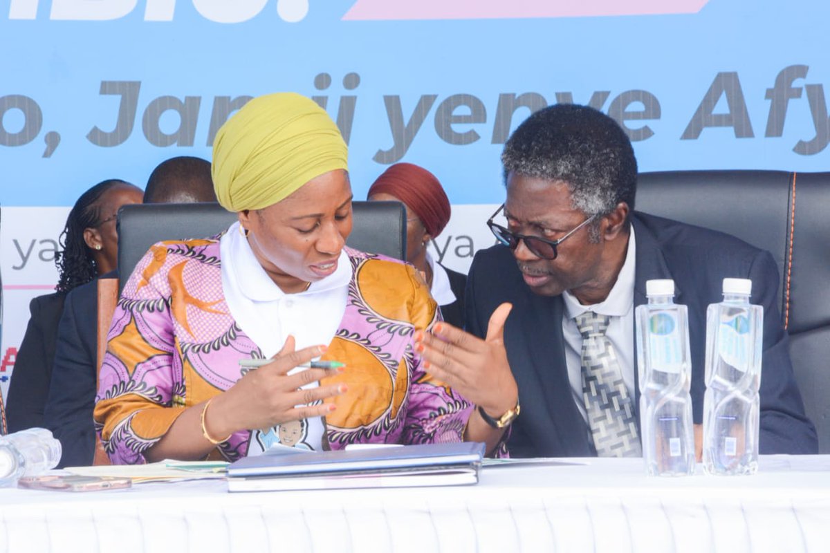 Tanzania is making progressive efforts to increase access to the #HPV vaccines. As part of this year's #AfricaVaccinationWeek, over 5 million girls are receiving HPV vaccines to combat cervical cancer. Read more : bit.ly/3W8hmyj