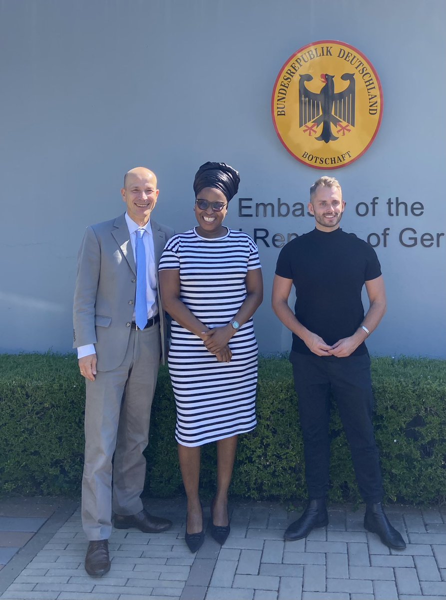 LGBTI+ rights & inclusion are important in our countries and all over the world. Meeting Ricki and Aron from The @OtherFoundation and The Global @Equality_Caucus . Thank you for your commitment & good work. 🇿🇦 🇩🇪 🏳️‍🌈