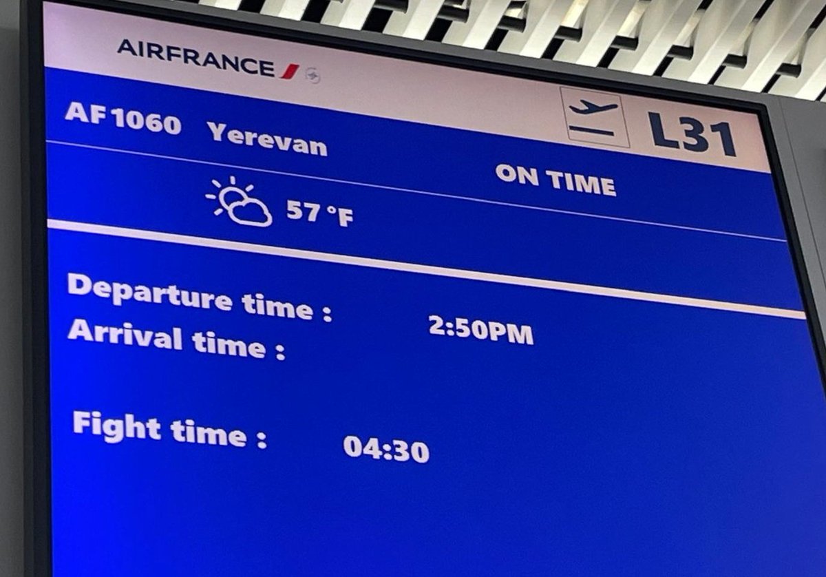 En route pour Yerevan avec Pierre Hoffman @batonnierparis pour la 109ème commémoration du génocide des Arméniens de 1915.
 #StandWithArmenia