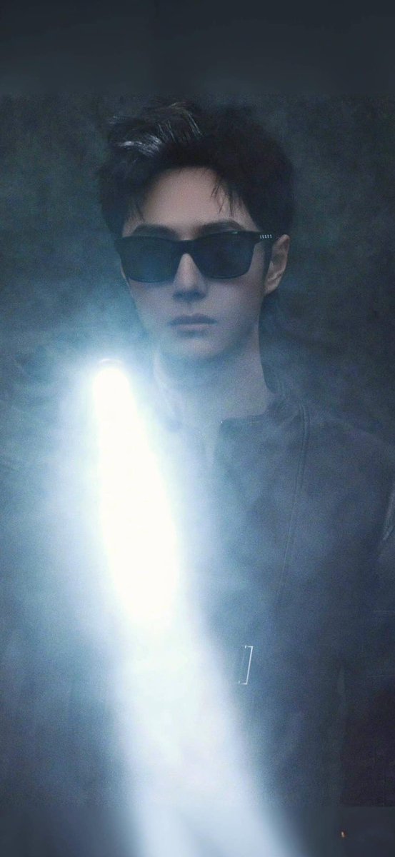 Trời ơiiiiiiii, cục cưng của emmmmmm !!! Đẹp trai wáaaaa àhhhh !!! 😍😍
Bo xuất hiện là em vui liền, hết wặu liền, yêu lắm cơ 
 Wang YiBo 🩷 Vương Nhất Bác