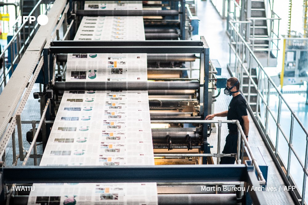 📰 Groupe Le Monde : le milliardaire Xavier Niel a cédé la quasi-totalité de ses parts dans le groupe Le Monde à un 'Fonds pour l'indépendance de la presse', ce qui a pour effet de sanctuariser le capital du groupe, ont annoncé Le Monde et son 'pôle d'indépendance' #AFP