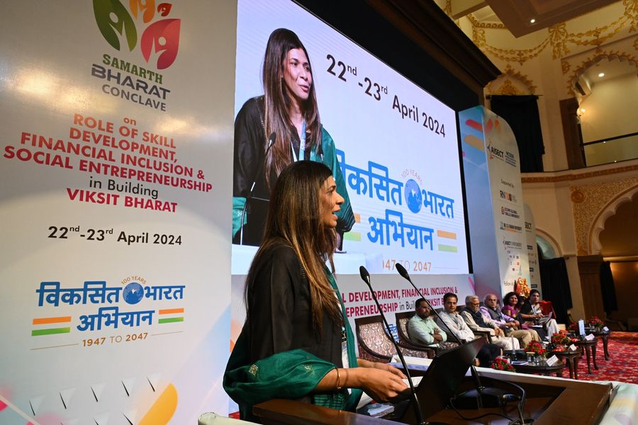 आईसेक्ट समर्थ भारत कॉन्क्लेव के दूसरे दिन, आईसेक्ट की कार्यकारी उपाध्यक्ष डॉ. पल्लवी राव चतुर्वेदी ने बताया कि 4 लाख महिलाओं को उद्यमिता के लिए प्रशिक्षित किया गया है। उन्होंने भी स्टेम एजुकेशन में महिलाओं की भागीदारी को बढ़ाने के लिए कार्यक्रम आयोजित किए हैं। #AISECT