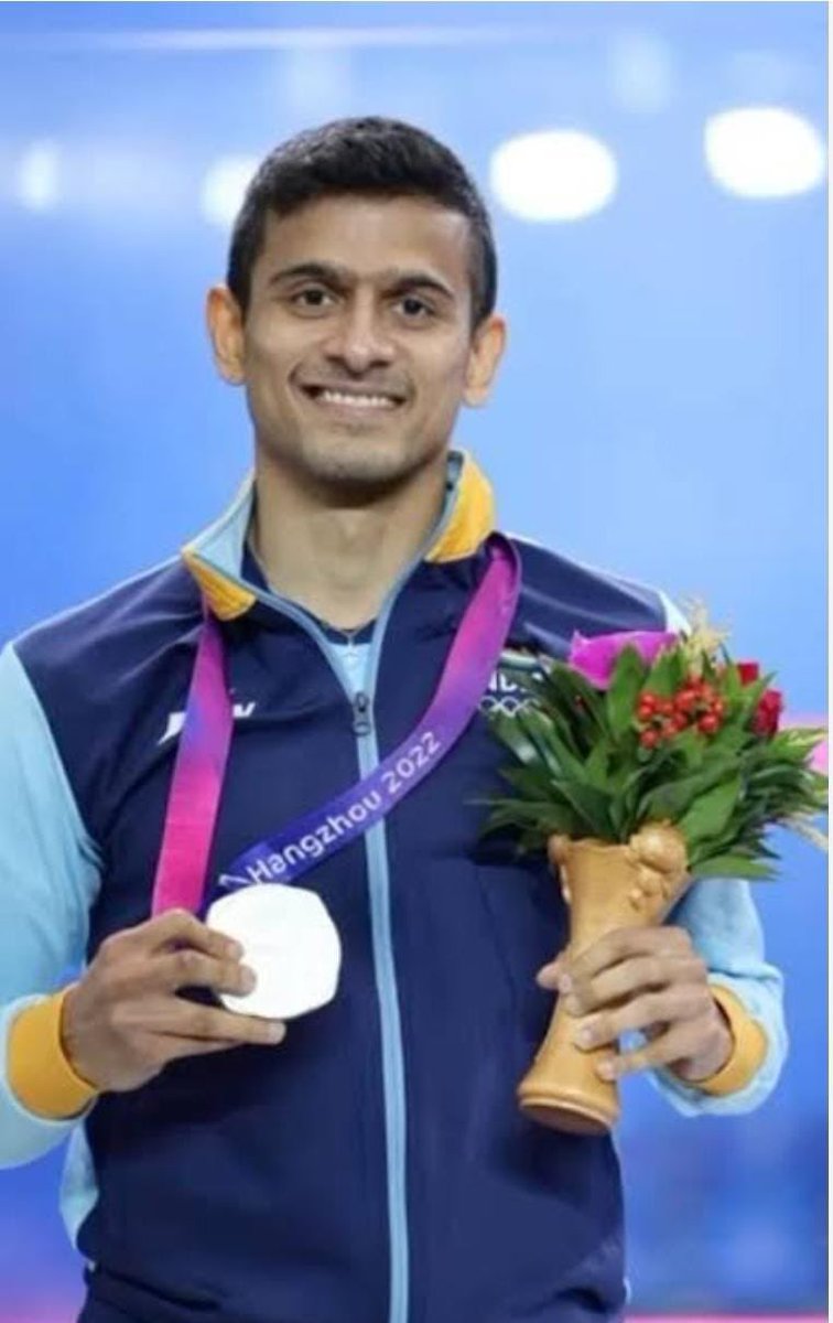 Congratulations to @SauravGhosal on an illustrious career in squash! Your dedication and talent have led to an impressive array of achievements, including clinching 10 PSA titles, earning numerous medals at the Asian Games and Commonwealth Games, and notably, breaking into the
