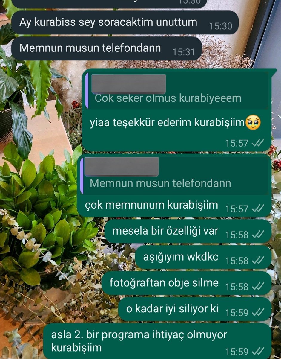 samsung beni reklam departmanına almalı çünkü zflip4 tanıtımını benden iyi kimse yapamaz akdkck