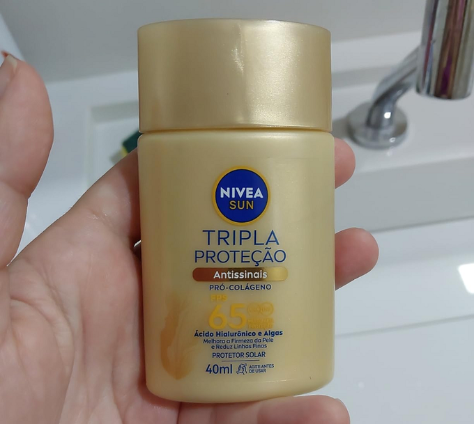 NIVEA SUN Protetor Solar Fluido Facial Tripla Proteção Antissinais FPS 65 40ml