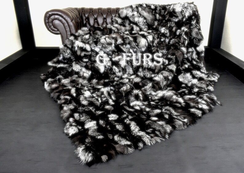 #realfur #sale #luxuryfur #luxurylifestyles #luxuryfashion #springsales #winter #furblanket #realfur #fur #furfashion #giftideas #glamhomedecor #homedecor #interiordesign,etsy.com/listing/168442…