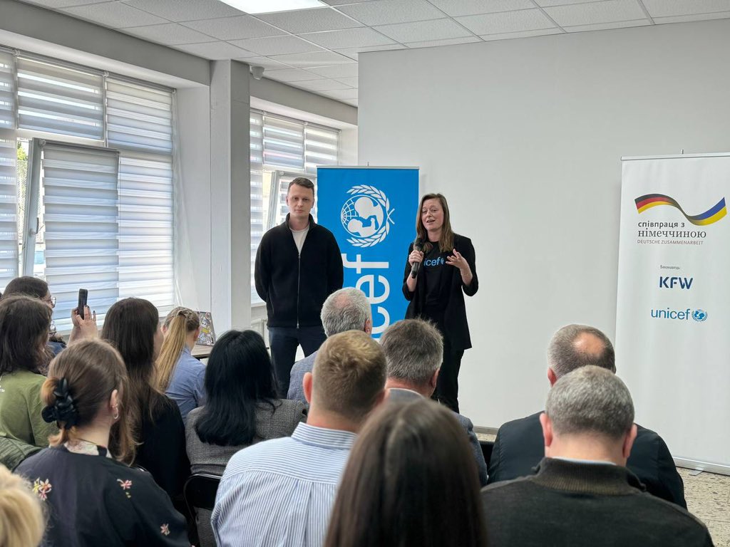 A huge milestone for youth engagement in Zakarpattia— today we have opened the first youth center in Uzhhorod. @UNICEF_UA & partners continue to develop a network of youth centers to support young people to drive positive change in their community.