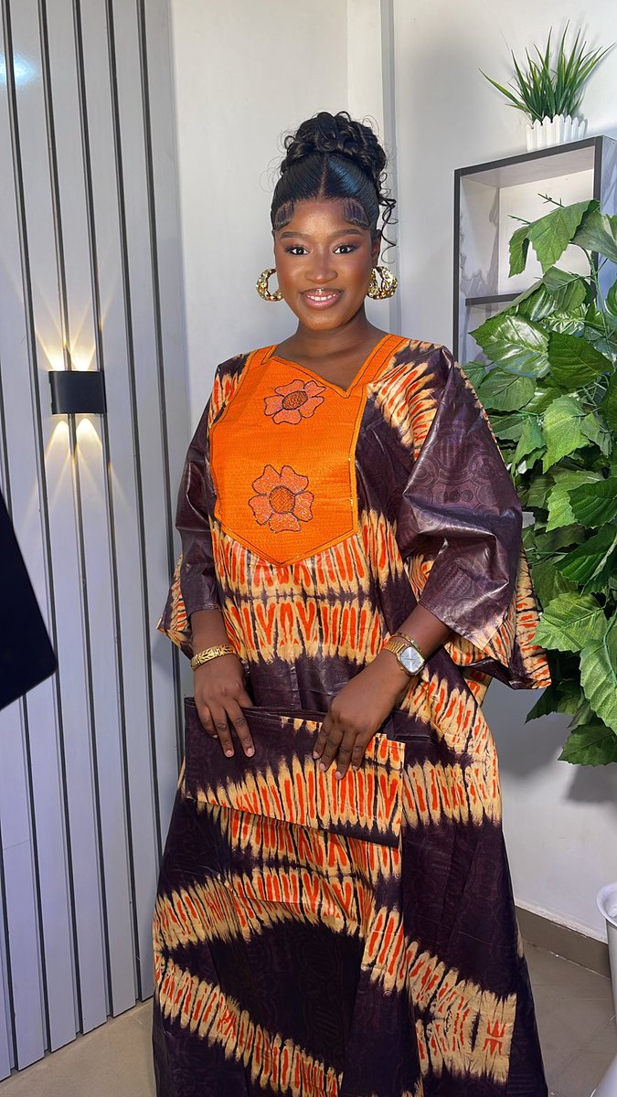 Embroidery Boubou is sold out in these prints