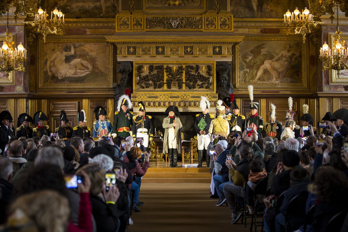 MERCI | Un grand merci à tous nos visiteurs et reconstitueurs pour ce fabuleux événement qui durant deux jours nous a fait revivre la chute du Premier Empire en 1814 et les adieux de Napoléon à sa garde. © Château de Fontainebleau © Lucie Page #patrimoine #napoleon #histoire