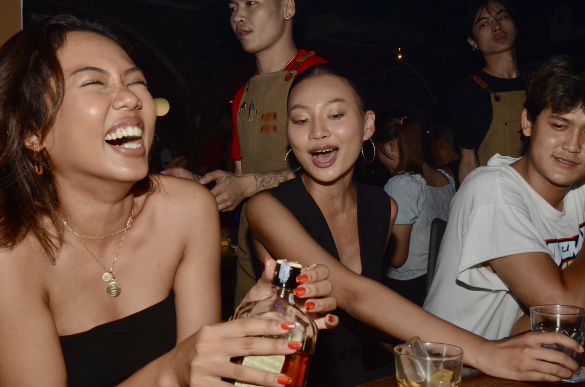 table_asia's tweet photo. Local Pub Crawl with Boss

Saturday night starting at 8 P.M. to Late. Limited spots available book early! 

Details 

- Boss will guide you to real Thai local venues

- Price includes drinks at each location 

- Not including transportation to and home

Message us for inquiry ✉️ https://t.co/jqVtegSCzy