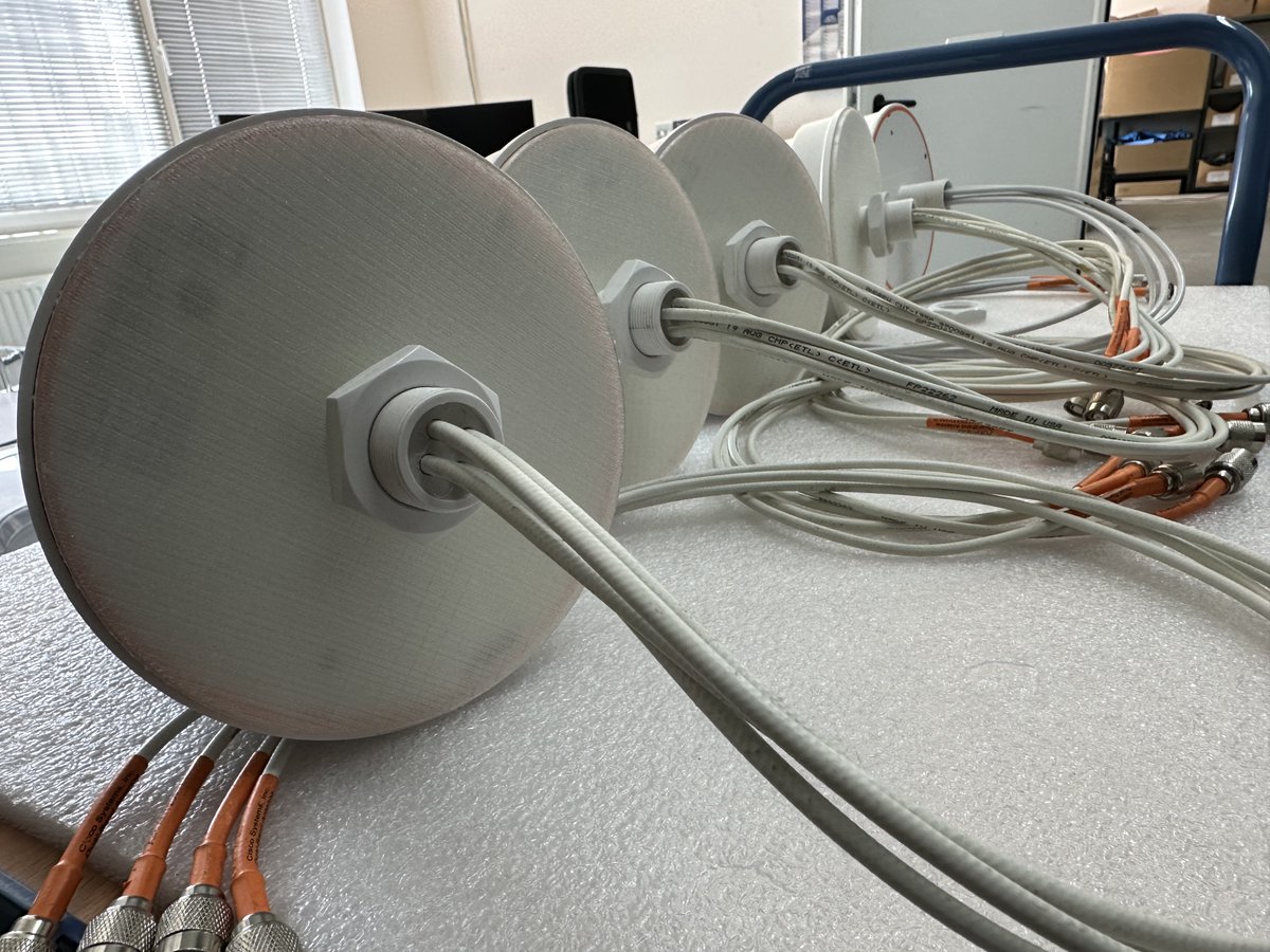 IT4TRADE_GmbH's tweet photo. Outdoor-Antennen die ohne oder mit beschädigtem Dichtungsgummi ankommen, sind Dank des 3D Druckens für uns kein Problem! https://t.co/YHgSbC7MPJ