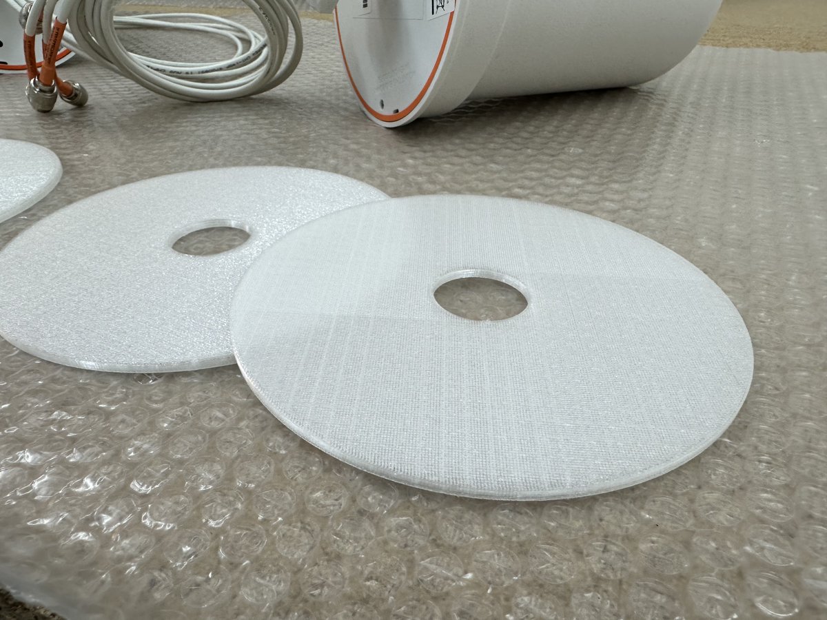 IT4TRADE_GmbH's tweet photo. Outdoor-Antennen die ohne oder mit beschädigtem Dichtungsgummi ankommen, sind Dank des 3D Druckens für uns kein Problem! https://t.co/YHgSbC7MPJ