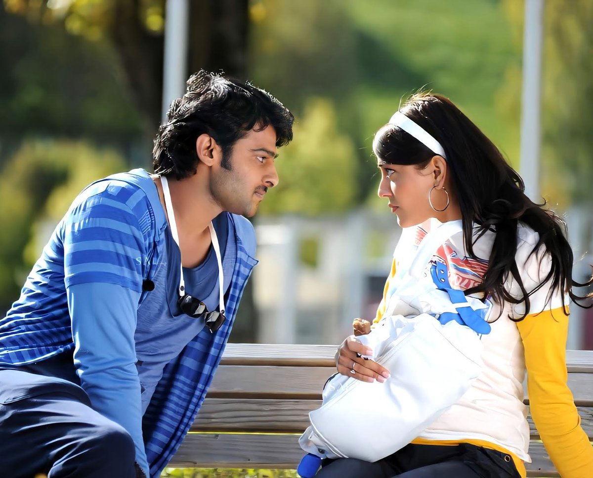 _darrkknight's tweet photo. #14YearsOfDarling my forever comfort film n fav lovestory #prabhas #KajalAggarwal ๐ฉท๐ https://t.co/aCVI14C0I8