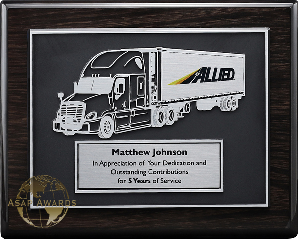 Allied is recognizing its drivers for 5 years of service with our Truck Driver Recognition Plaque.

Build People and then People will Build Your Business!

#EmployeeRecognition
#AppreciationAwards
#Custom Awards
#TruckDriverAwards
#DriverAppreciation