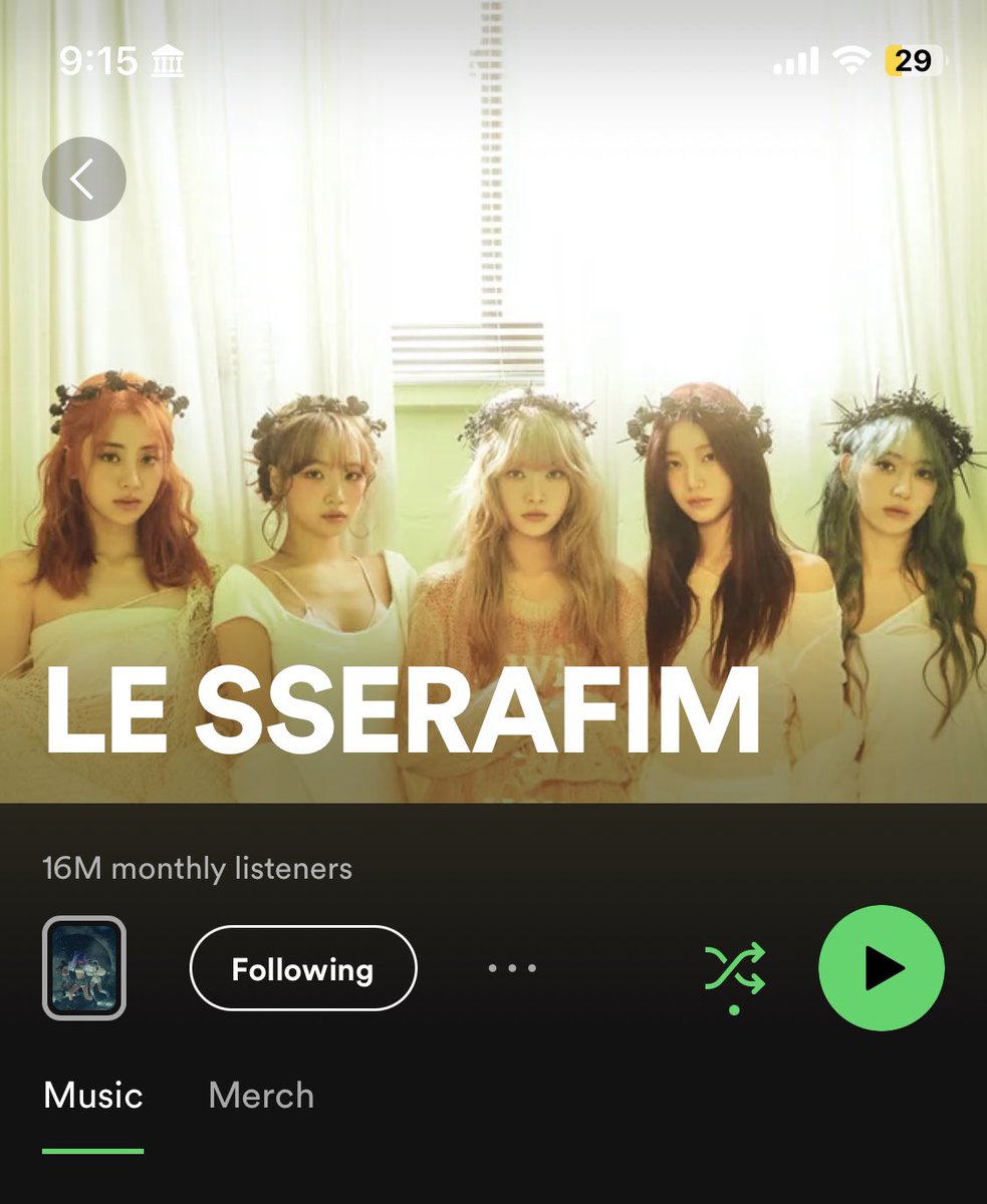 sseravolution's tweet image. they debuted with five dollars and a dream and they still managed to become one of the biggest ggs of 4th gen