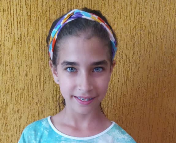 Nuestras niñas! Serán mejores que nosotras, excelentes en la escuela, disfrutan leer, cantan, actúan, conocen  nuestros Héroes, aman  su Patria y lo mejor; futuro garantizado para que puedan realizarse como mujeres de bien.
DiaInternacionalDeLasNiñas
#DiaInternacionalDelLibro