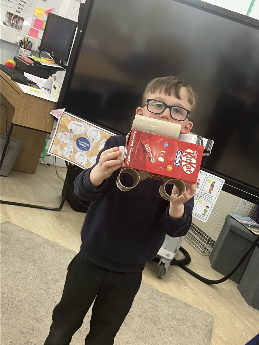 P1/2 were inspired by our building the future modelling workshop at last week’s brilliant P1-7 trip to The RRS Discovery. We followed up making our own inventions in the classroom from junk materials #creativechameleons #designers #technologies #artanddesign @DiscoveryDundee