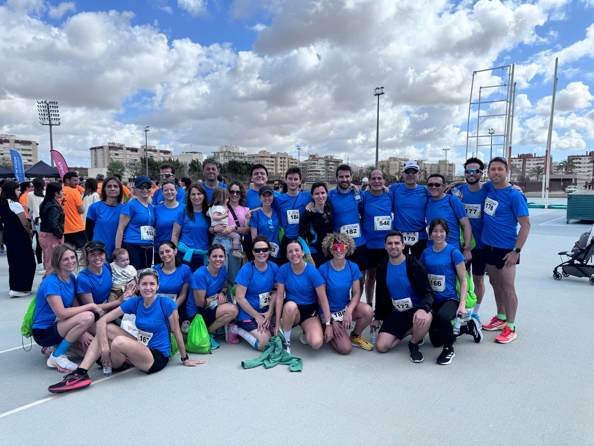 GVAsaludelche's tweet photo. 📌 📸📹  Profesionales del departamento de salud #Elche-Hospital General participaron el pasado 21 de abril en la carrera solidaria "Corre por tu empresa" y disfrutaron de una jornada lúdica en la que se fomentó el trabajo en equipo, además de contribuir con Cáritas.   👏🏼👏🏼 https://t.co/8t6VqsM5Xz