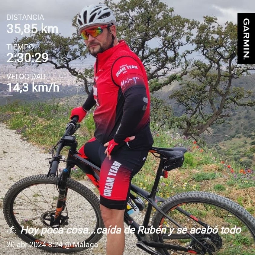 dreamteambike's tweet photo. Ratito en los Montes de Málaga https://t.co/NSe4vHppgj