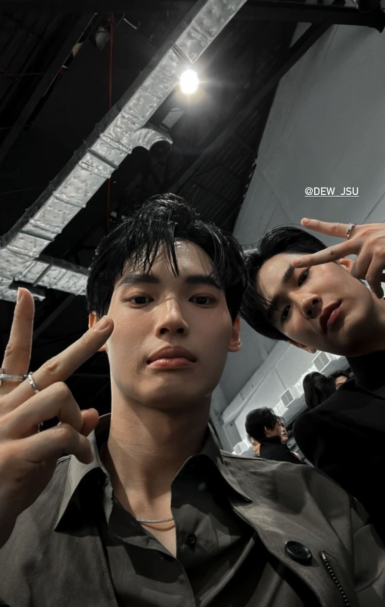 WinMetawinBol's tweet photo. ╣INSTAGRAM╠
Actualización en la historia de #Win  🐰💕  

Cr @winmetawin

WIN GMMTV2024 P2
#GMMTV2024PART2
#winmetawin 
#snowballpower 
#WinMetawinBolivia https://t.co/ojKKBKcKSb