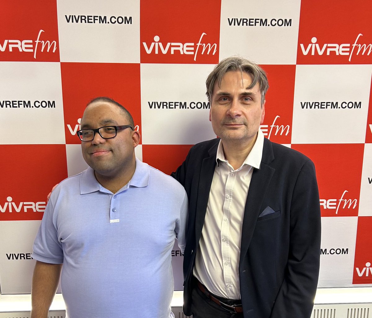 MogueletD's tweet photo. Quel plaisir d’avoir été l’invité aujourd’hui de Thierry RATSIMIVEH animateur sur la radio Vivre FM 💙
Une heure d’entretien en tête à tête pour parler handicap et emploi 👍
Écoutez cette émission samedi 27 avril à 13 heures sur les ondes de Vivre FM 93.9 🙂
⁦@SyndicatCFTC⁩ https://t.co/Ee0kEMcSn5