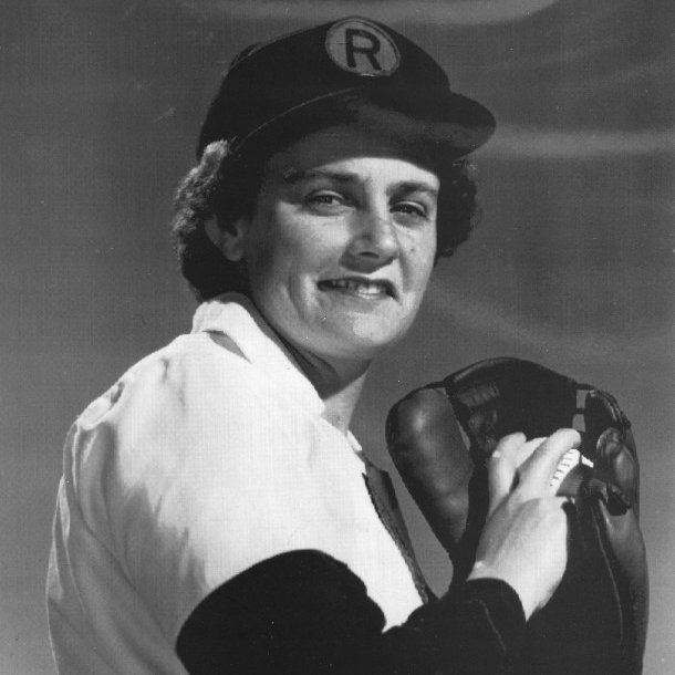 Helen Nicol Fox, pitcher mostly for the @KenoshaComets and @RFDPeaches75, was born #OTD in 1920. She was the all-time @AAGPBL leader in games pitched, wins, innings and strikeouts, and had a career record of 163-118 with a 1.89 ERA. She lived to be 101. aagpbl.org/profiles/helen…