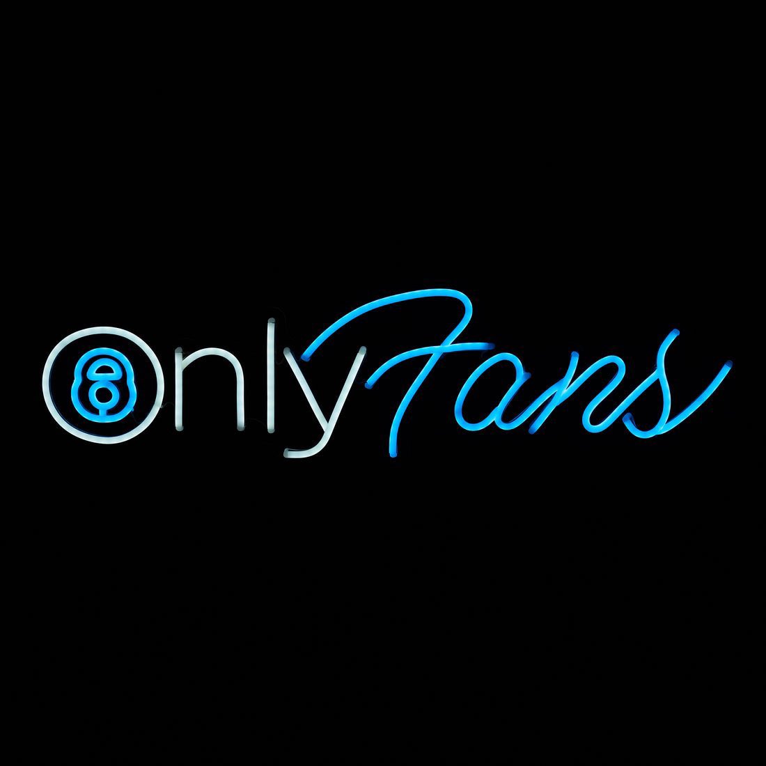 SpankableOFRoxy's tweet photo. Do your thing beautiful people drop 🔗 too. 🔥😋💋🔗 https://t.co/9YW4RoxcHr