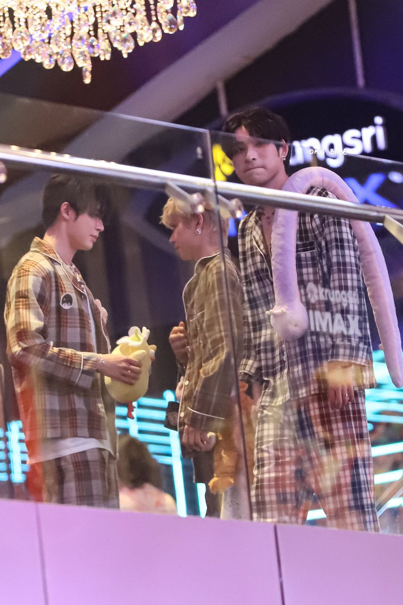 DtsVbearBlBb's tweet photo. P'Heng is representatif our fandom the #thirdwheeler
WHOIAM
#Thirdwheeler
#BillyBabe #บิลลี่เบ้บ #babiibabe #bbil1ypn https://t.co/tAtTCXh0Qh