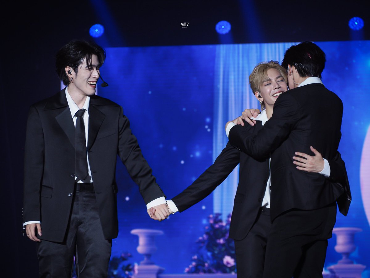DtsVbearBlBb's tweet photo. P'Heng is representatif our fandom the #thirdwheeler
WHOIAM
#Thirdwheeler
#BillyBabe #บิลลี่เบ้บ #babiibabe #bbil1ypn https://t.co/tAtTCXh0Qh