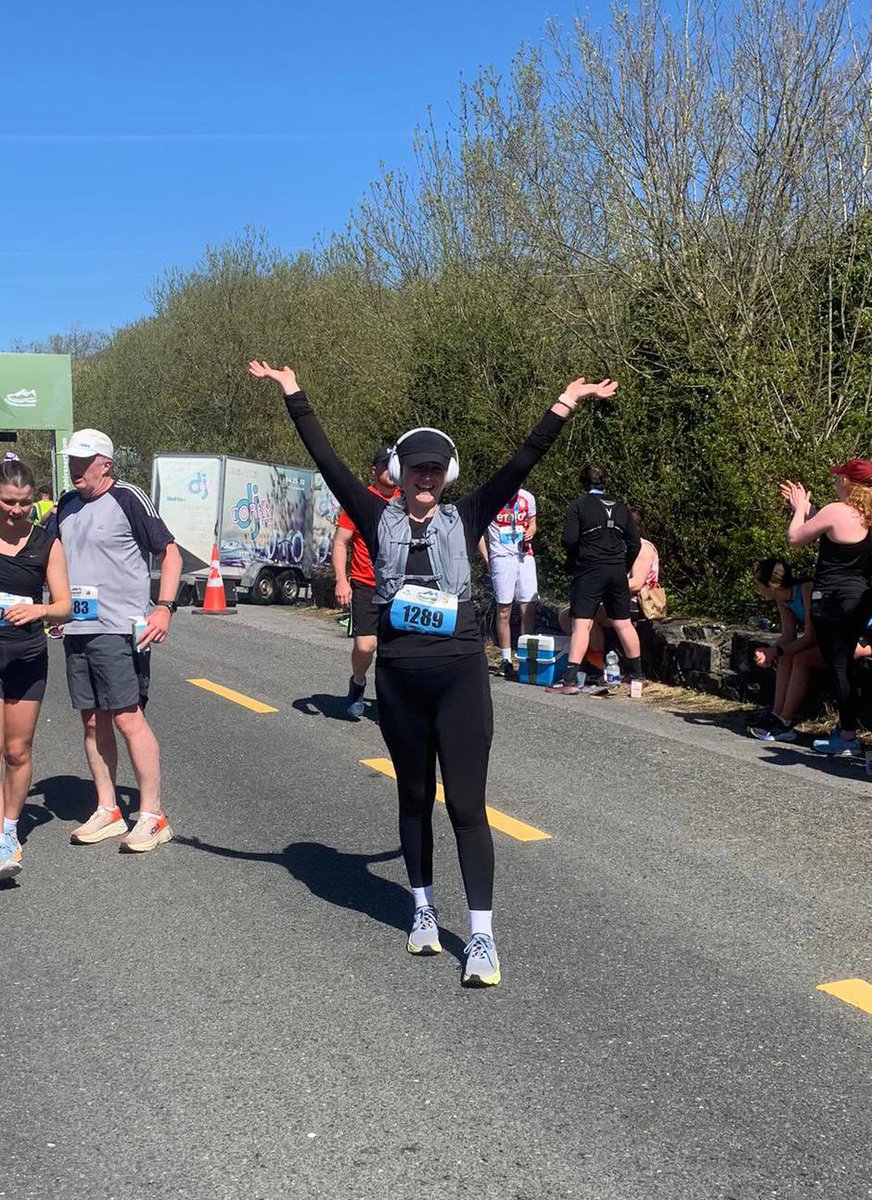 socworkbeaumont's tweet photo. Well done to 2 of our Senior Social Workers Sorcha and Julie on completing the Connemarathon at the weekend. Superwomen 💪🏼🏅 Julie ran with her friend Eamonn O'Sullivan and together they raised 9000 euro for Féileacáin and West Cork Rapid Response! https://t.co/p7f5eMB3DO