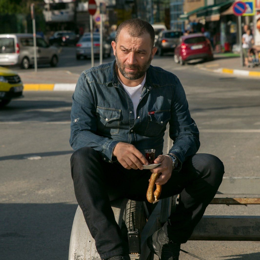 bpthaber's tweet photo. Şevket Çoruh Arka Sokaklar dizisine geri dönüyor. https://t.co/cImbhqzSjj