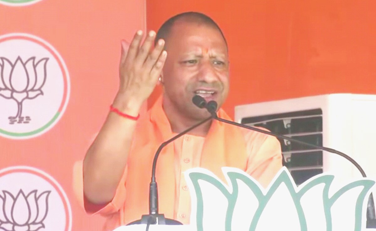 'Congress Will Implement 'Sharia Law' In Country,' Says Yogi Adityanath ndtv.com/india-news/con…