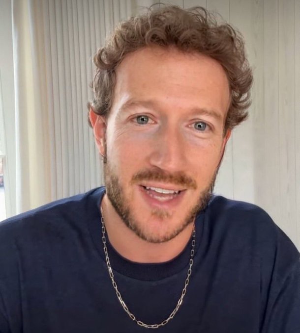 Before: Uploading music, no ownership🙁

Vs

After Joining Dreamster Music Own music as Token Gated NFTs, and connect with fans😃