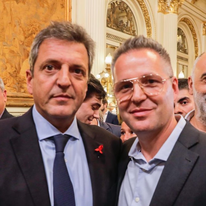 puertos_en's tweet photo. En este expediente por RESOL 34-2023, meses después de firmar una prórroga igual que la Licitación 6/93, AGP otorgó a TRP @DPWBSAS una "bonificación del 25% del monto asegurado a las cargas", o sea U$S 1.600.000 menos anual para AGP que va a la CASTA de Diego Salom y José Beni https://t.co/Vy3yd2WAPv