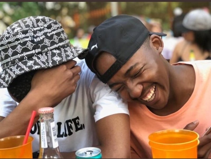Takerous2forFef's tweet photo. @Ori_RSA She was angry coz they laughed at her for buying soupack https://t.co/LqvsRu10ug