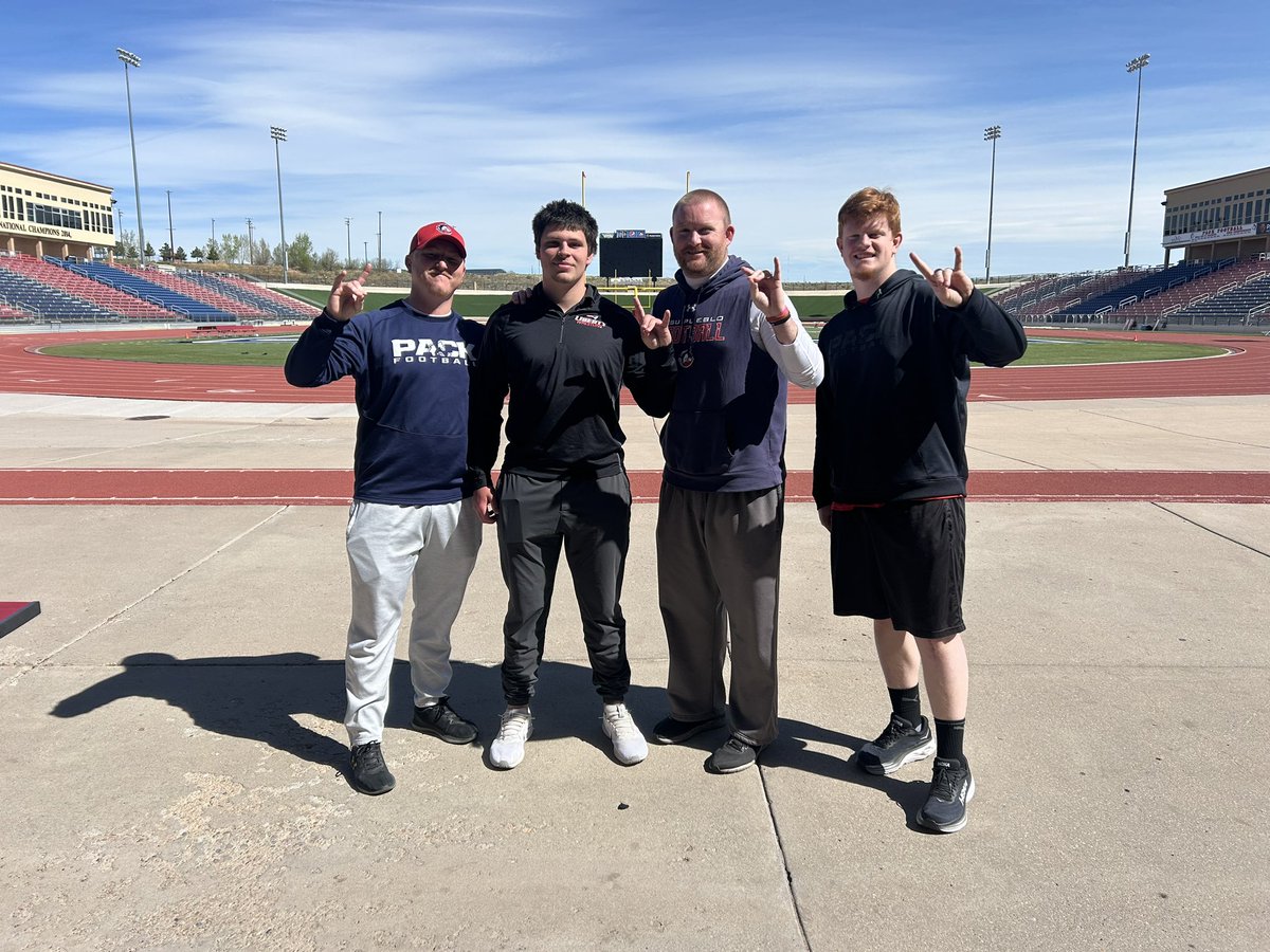 Had a great visit this weekend at @CSUPFootball Thank you @CoachFaske for the invite and @Coach_Tuley @CoachSmith91 for showing me around!🐺 #GoPack @olibfb @CoachTank78