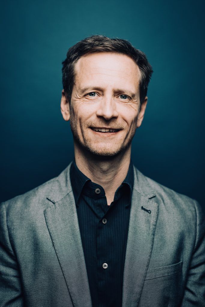 🔔 Fabian Löhe übernimmt zum 1. Juni die neu geschaffene Position des Managing Editor bei <a href="/SZDossier/">Süddeutsche Zeitung Dossier</a>. Es wird zudem ein neues Dossier zum Thema „Nachhaltigkeit“ geben, das <a href="/fabianloehe/">Fabian Löhe</a> aufbauen und verantworten wird.

[1/3]